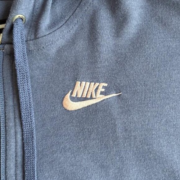 Nike Womens Purple Cropped Hoodie - Picture 6 of 6